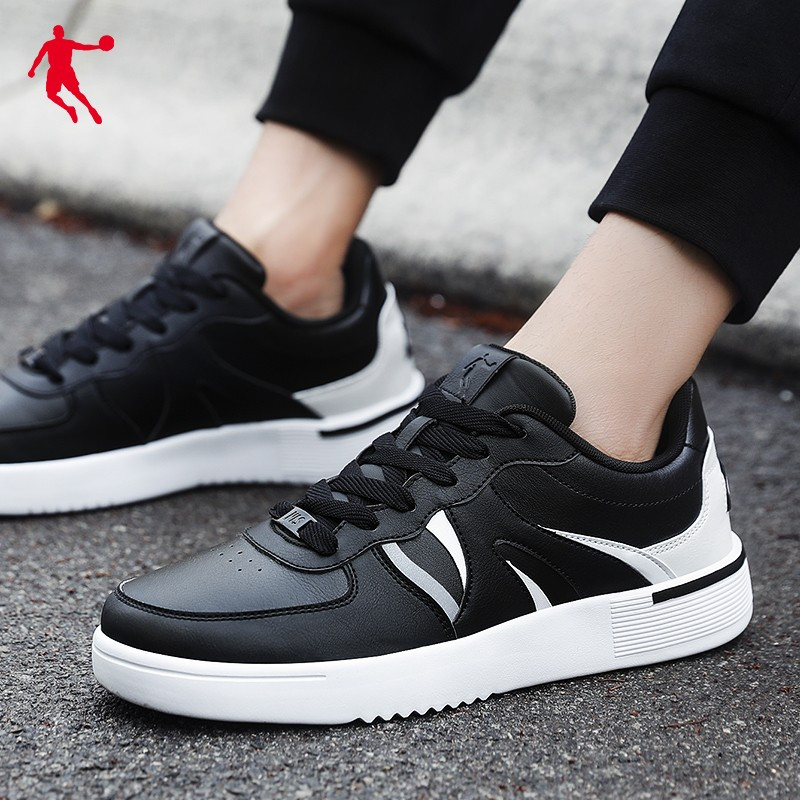 乔丹板鞋男鞋2022秋季新款官方正品轻便软底小白鞋低帮休闲运动鞋