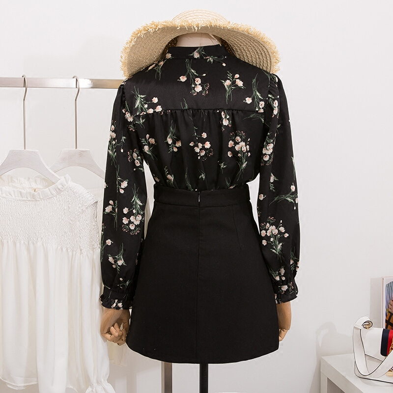 小碎花雪纺衫女春秋百搭长袖上衣韩版宽松显瘦喇叭袖印花雪纺衬衫黑色