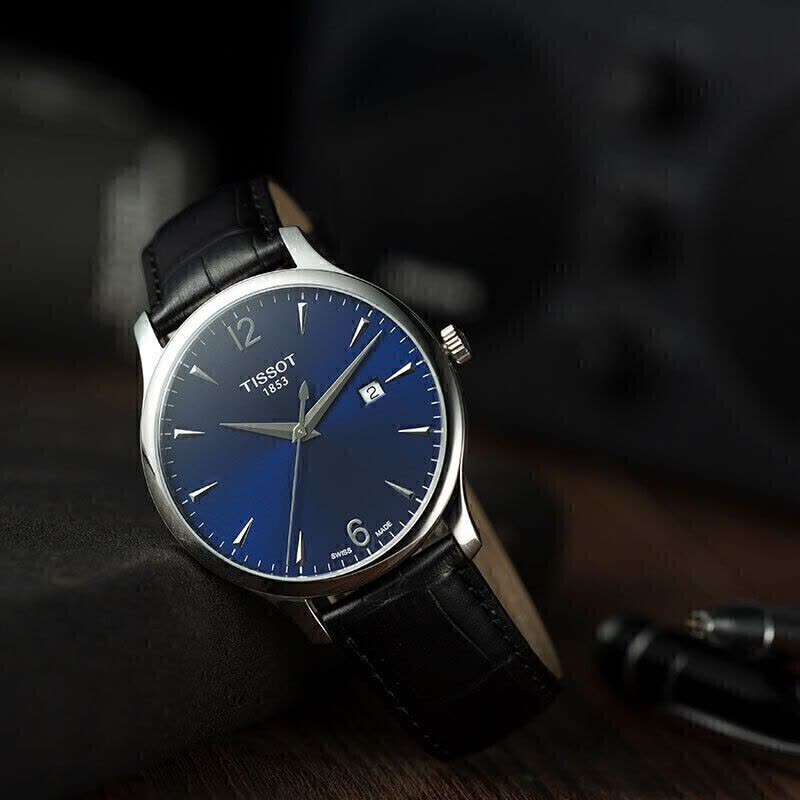天梭(TISSOT)瑞士手表 俊雅系列 石英男表 新年礼物送男友T063.610.16.047.00图片