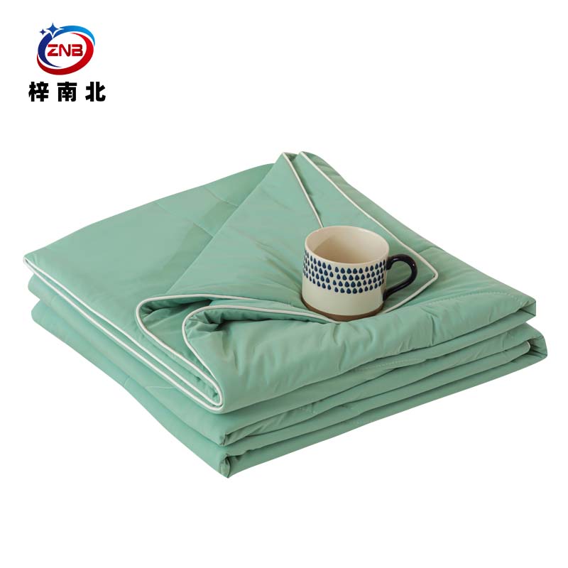 梓南北 锦氨冰肌凉感丝夏被200*230cm条高清大图