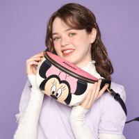 不莱玫迪士尼联名学生胸包百搭斜挎包卡通米奇小挎包大容量女挎包