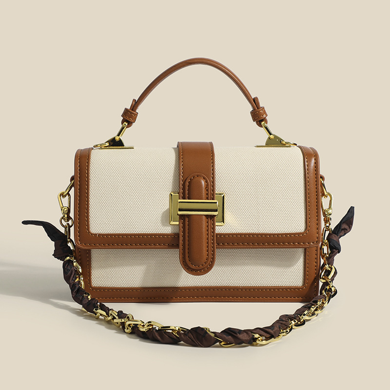 轻奢秋冬斜挎包小众设计包包女是复古时尚百搭手提小方包通勤包