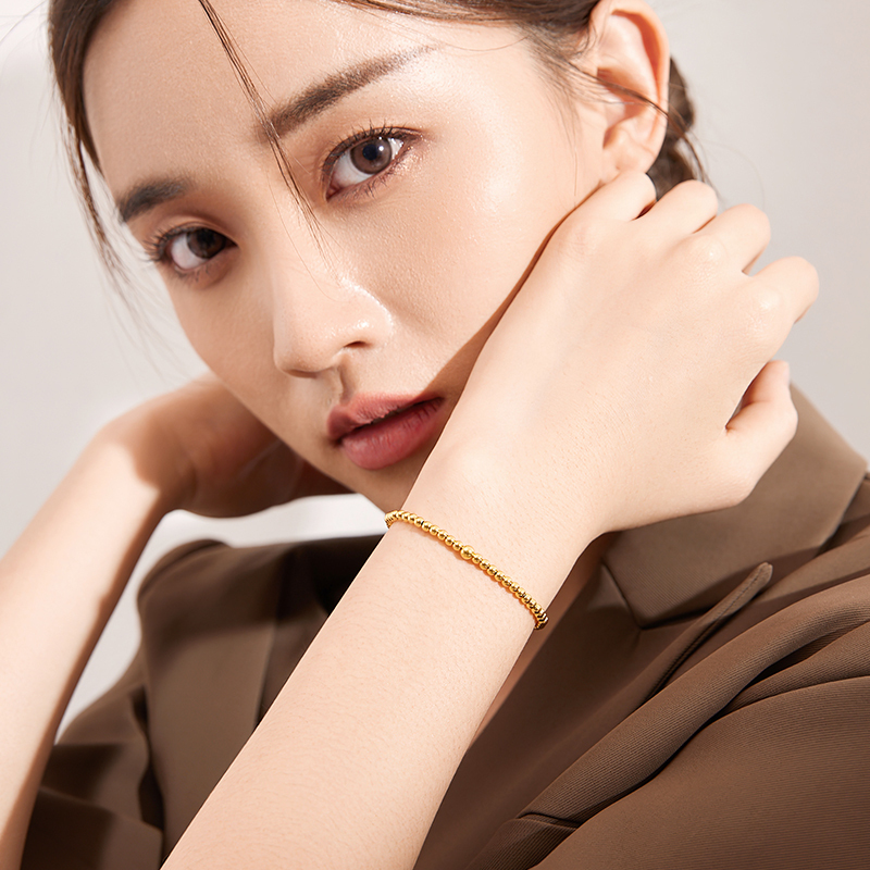 周六福5g黄金手串女款计价足金经典气质玲珑小金珠手链送礼