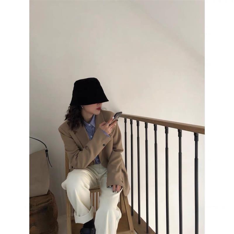卡其色西装外套女2021春秋新款韩版宽松时尚单排扣黑色西服潮