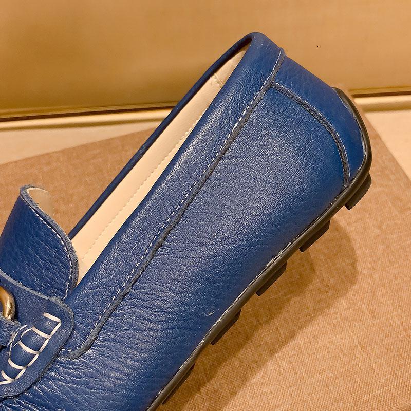 百丽牧貂bailimudiao轻奢潮牌手工缝制欧货轻奢真皮蓝色豆豆鞋男平底