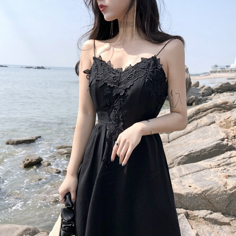夏季韩版时尚中长款气质V领花瓣带绑带露背连衣裙女