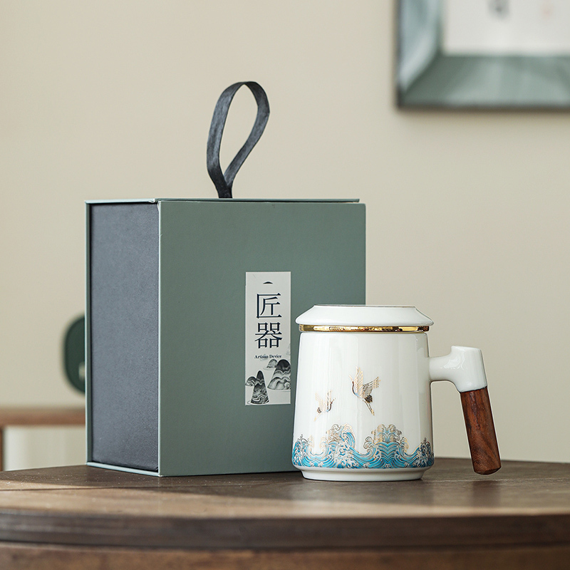 領藝 祥鹤观海茶杯茶水分离马克杯带盖过滤大容量办公室泡茶杯陶瓷功夫茶具国潮送礼 祥鹤观海木语办公杯礼盒装