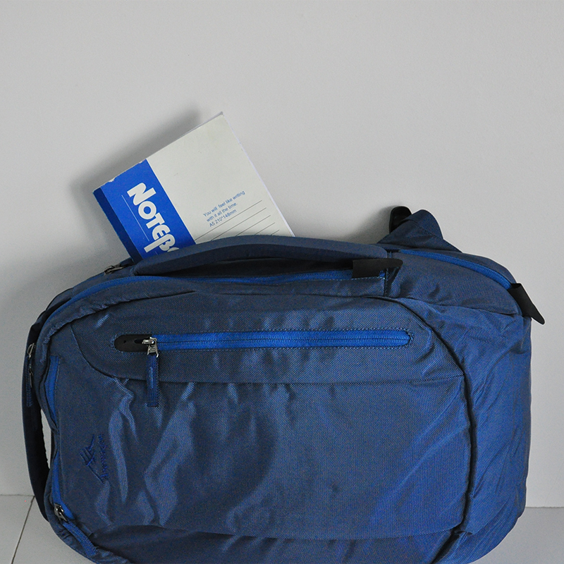 阿尼玛卿/ANEMAQEN 双肩背包 户外登山背包徒步背包旅行包30L AB1602
