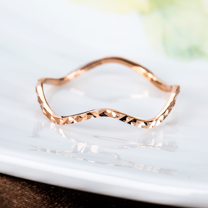 金一18k玫瑰金新款玫瑰金素圈曲折女士戒指送女友定价cea002