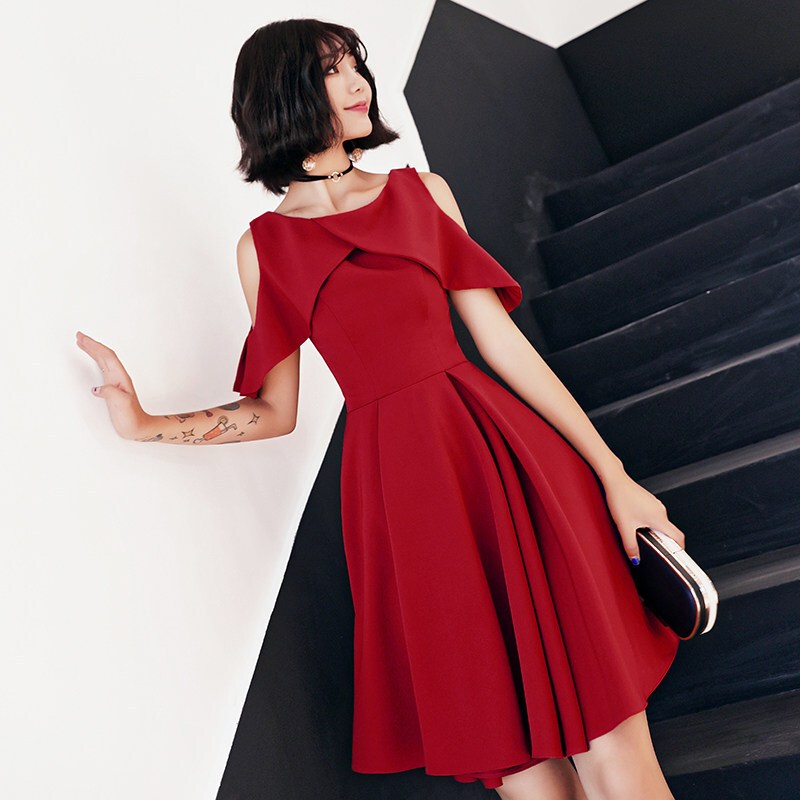 敬酒服新娘夏季2018结婚新款短款红色订婚名媛洋装小晚礼服显瘦女酒红色