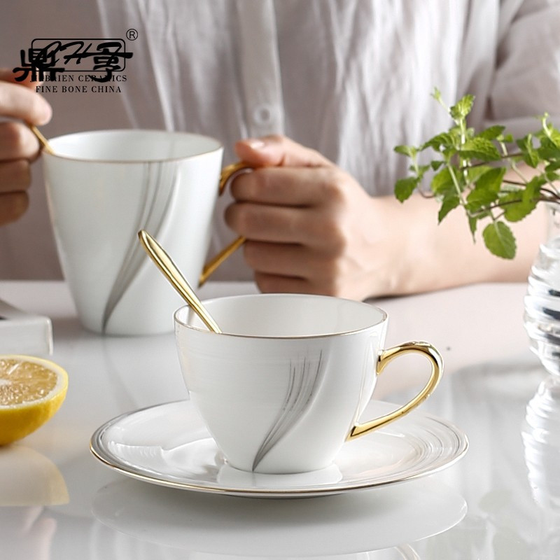 鼎亨北欧式咖啡杯简约骨瓷杯碟红茶水杯英式下午茶家用办公创意马