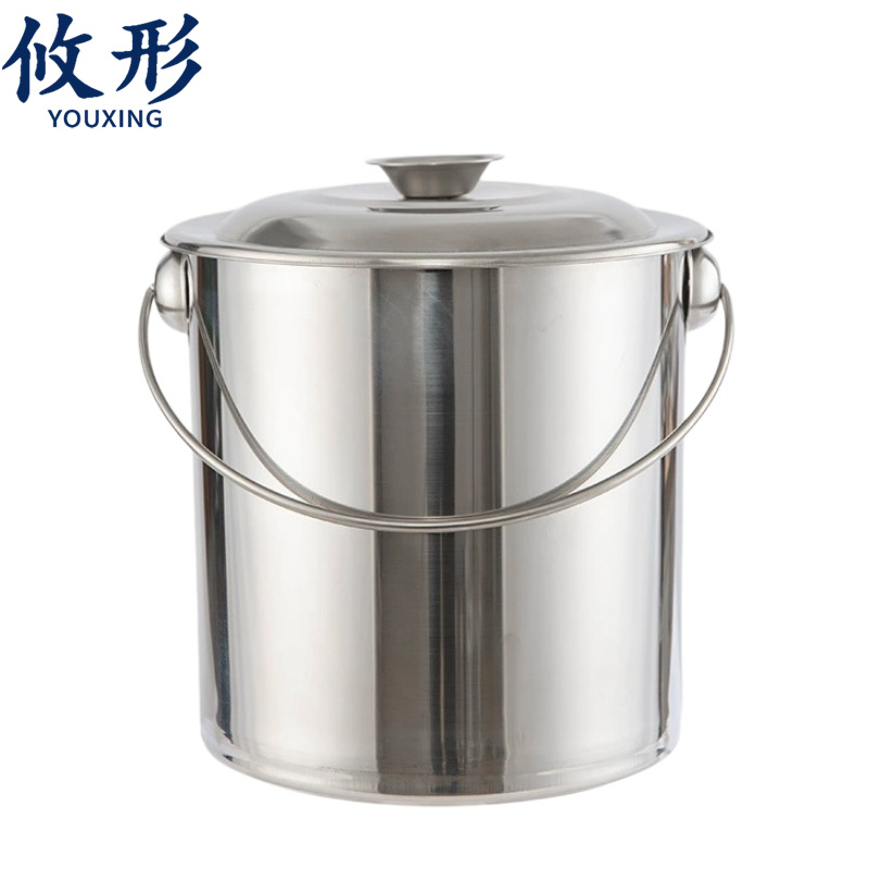 攸形不锈钢桶高清大图