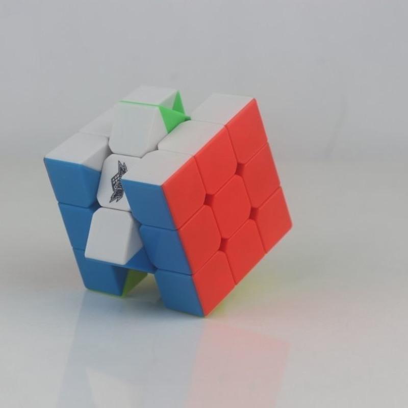 旋风小子三阶魔方实色魔方专业顺滑比赛专用实色魔方玩具组合套装奇艺