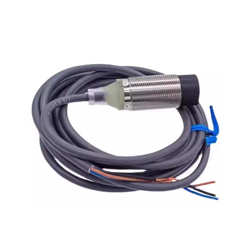 盛京路龙博 接近开关 E2E-X8MD1-Z(DC24) 个高清大图
