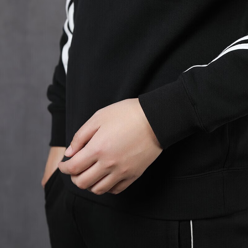 阿迪达斯(adidas)三叶草新款男装运动宽松舒适卫衣圆领套头衫 FM1522