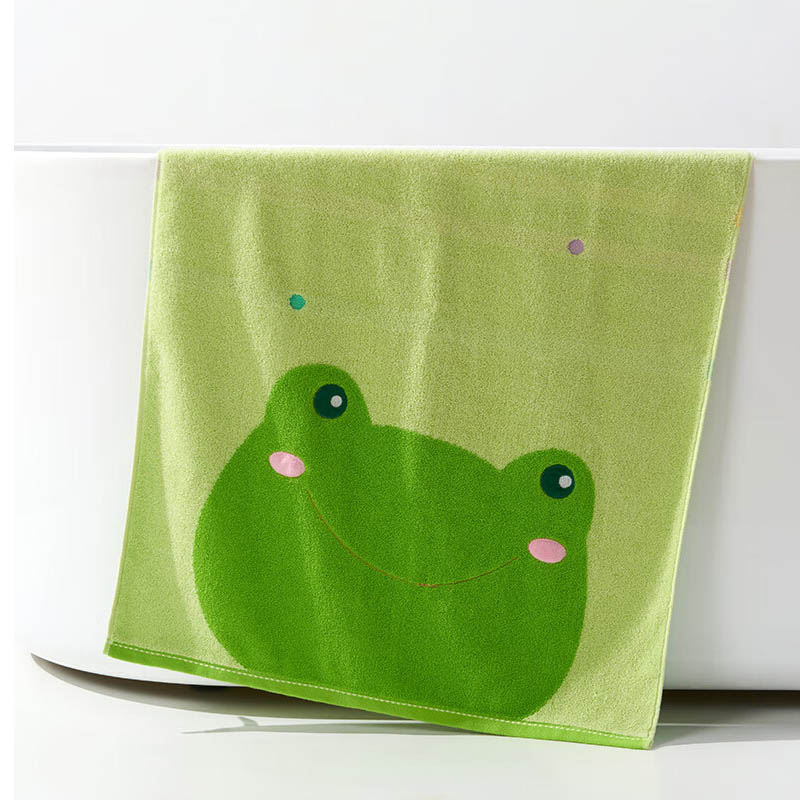 洁玉 开心乐园纯棉儿童浴巾 60cm*120cm 290g 绿色高清大图