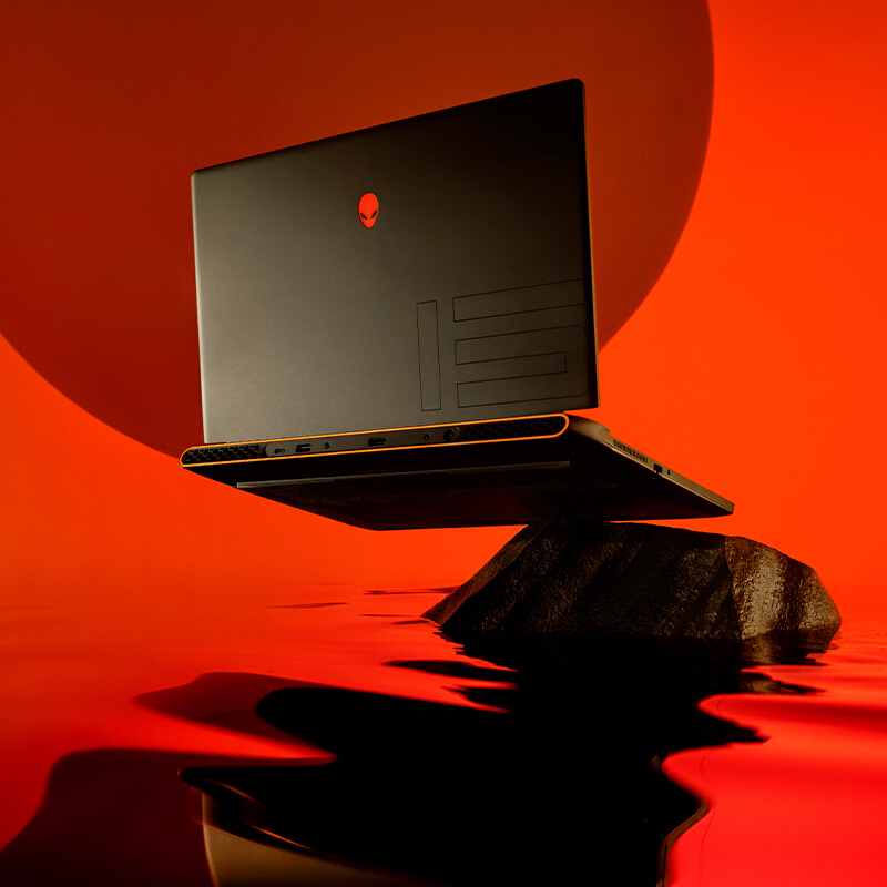 外星人ALIENWARE x17R2 17.3英寸高端游戏本12代i7-12700H 16G 512G RTX3060-6G独显 165Hz高刷屏轻薄笔记本电脑2763W 含专票