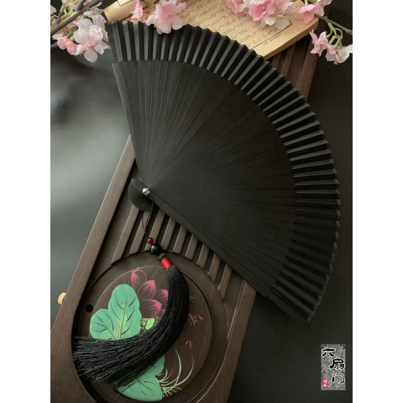 中国风全竹刻镂空扇子日式全纯黑色扇孔雀花折扇子男女工艺扇三维工匠黑色黑配红大流苏报价 参数 图片 视频 怎么样 问答 苏宁易购