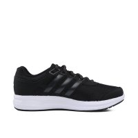 阿迪达斯adidas男子2018轻便跑步鞋休闲男鞋运动鞋 CP8759