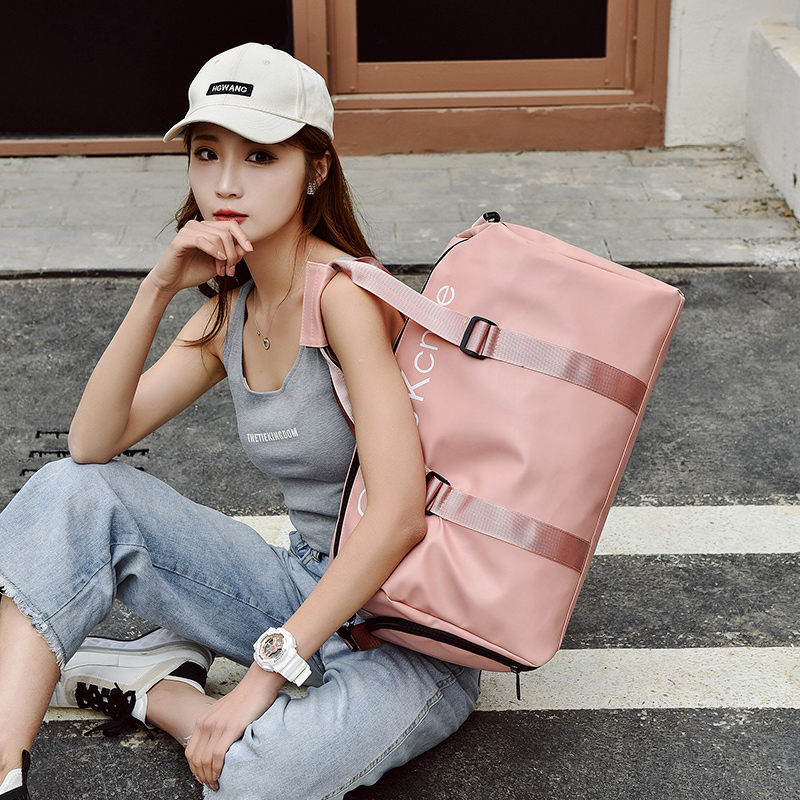 苏宁宜品&一禾亼物户外休闲短途旅行包大容量背包游泳手提行李包单肩斜挎4825黑色高清大图