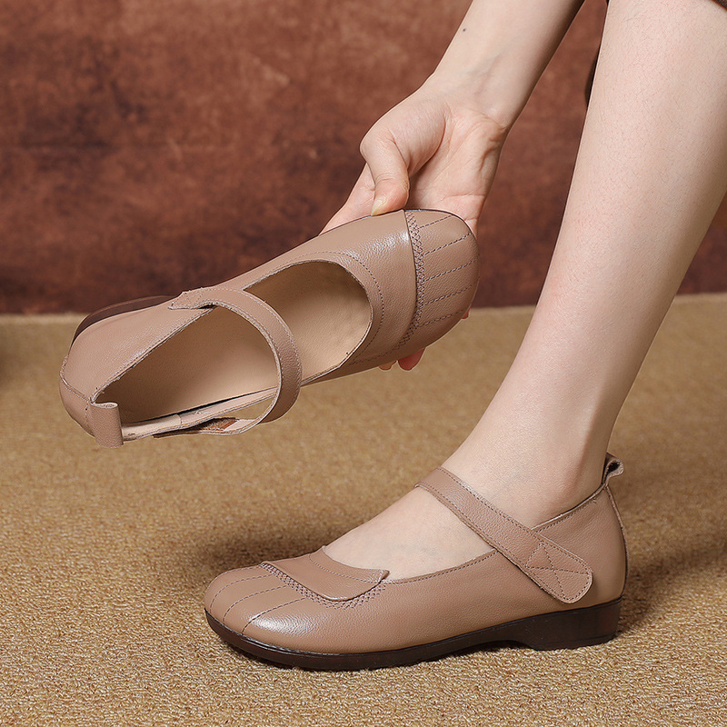 头层牛皮大码魔术贴春秋单鞋圆头浅口低跟牛筋软底妈妈鞋
