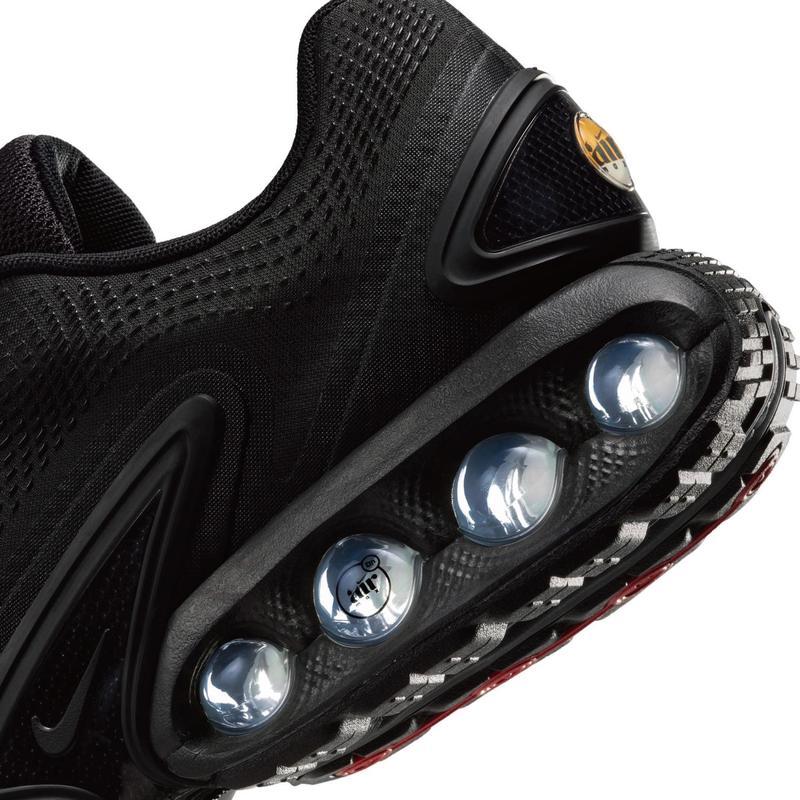 耐克(NIKE)男板鞋轻量缓震透气舒适运动休闲时尚百搭户外鞋