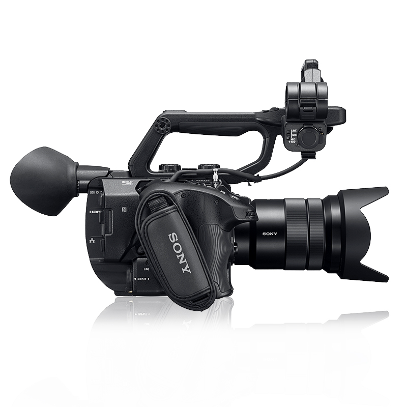 索尼（SONY）PXW-FS5M2K专业数码摄像机4K便携摄录一体机约884万像素3.5英寸显示屏(含18-105镜头)