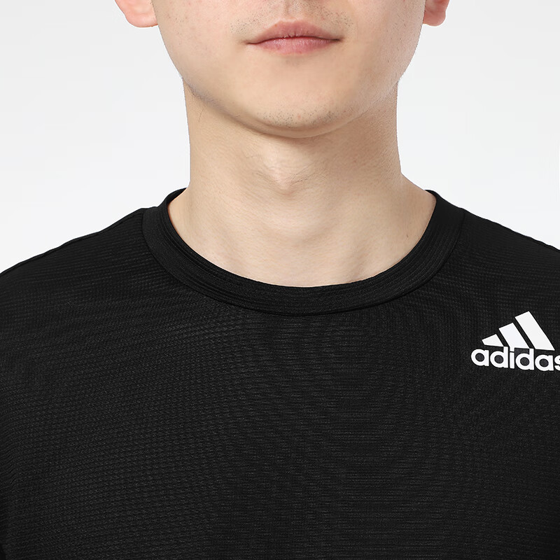 阿迪达斯(adidas) 2023夏季新款户外运动服健身训练时尚舒适透气圆领短袖 GQ2159-黑色