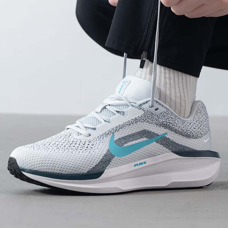 耐克(NIKE)男鞋新款AIR WINFLO 11低帮减震运动跑步鞋FQ8937-004 ZP