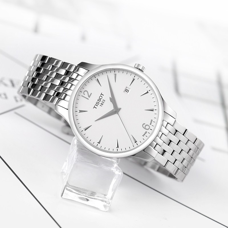天梭(TISSOT)手表瑞士品牌男表 经典商务正装 休闲钢带俊雅系列 石英表 男 T063.610.11.037.00