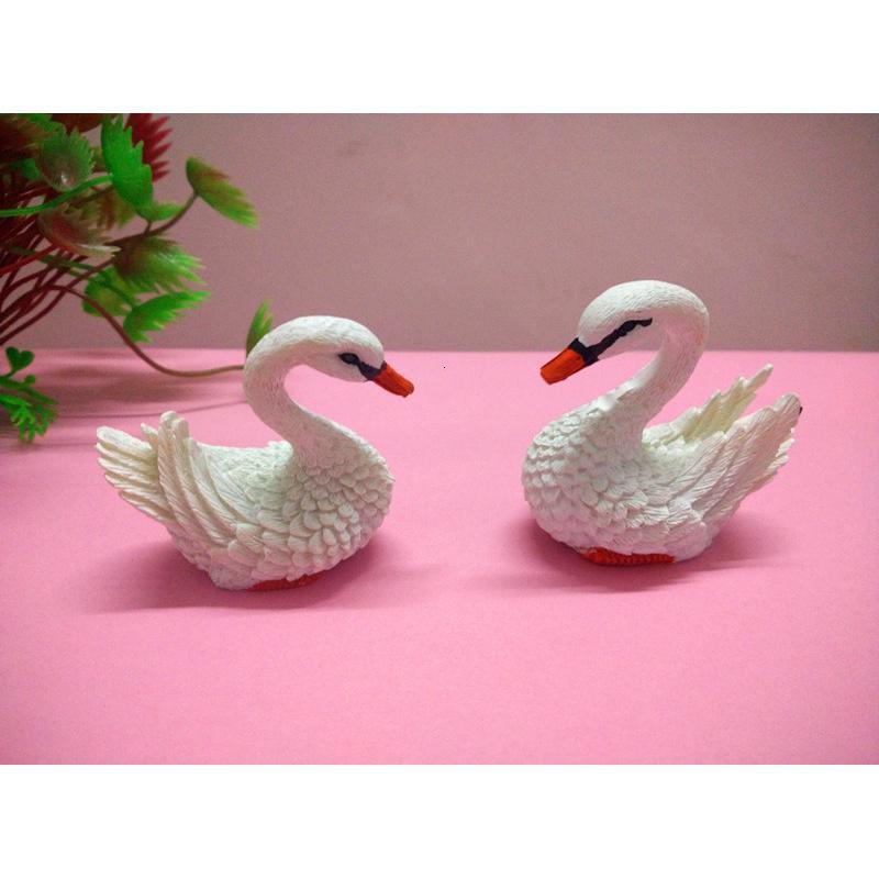 鱼缸水族箱造景 小天鹅 树脂工艺品 桌面摆设小天鹅装饰 一对高清大图