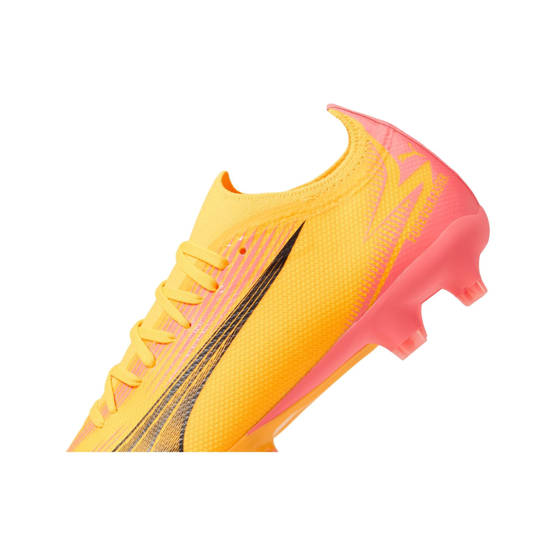 彪马(Puma)女足球鞋透气轻便稳定抓地耐磨舒适百搭户外训练鞋高清大图