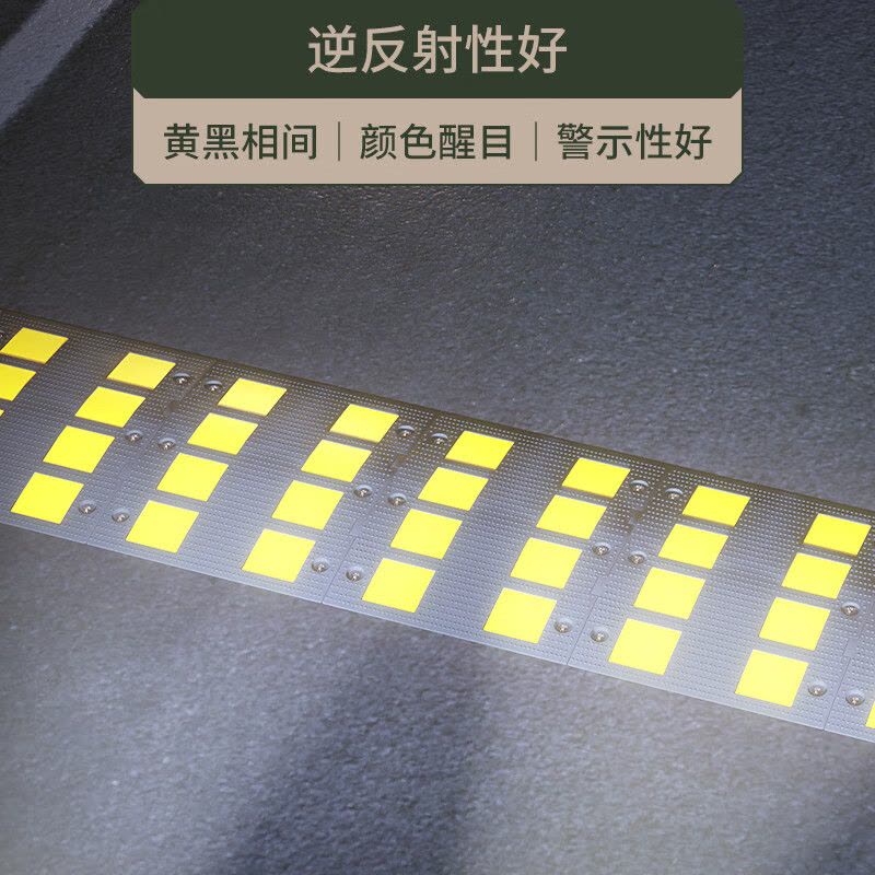 嵋里 减速带橡胶减速带道路公路乡村斜坡缓冲带汽车减速垄50_60_3cm[3CM欧标款]图片