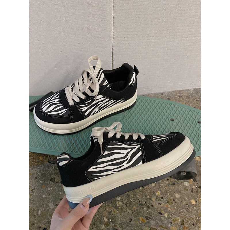 斑马纹板鞋女2021春季新款面包鞋厚底休闲布鞋原宿港风舒适帆布鞋