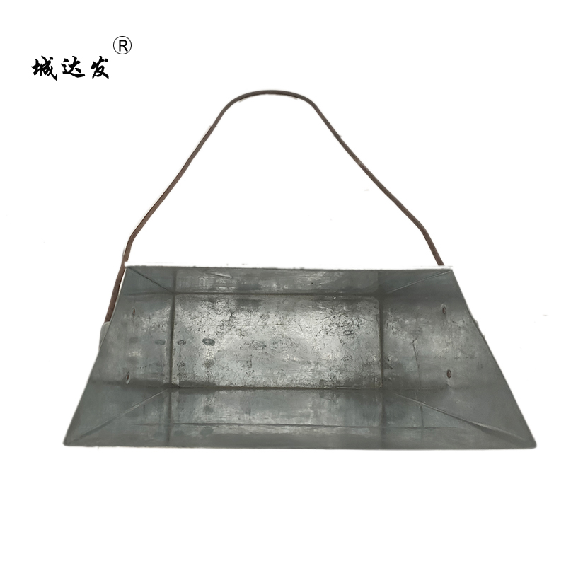 城达发 铁撮子 加厚箱式垃圾铲手工打造 340*400*150mm 个高清大图