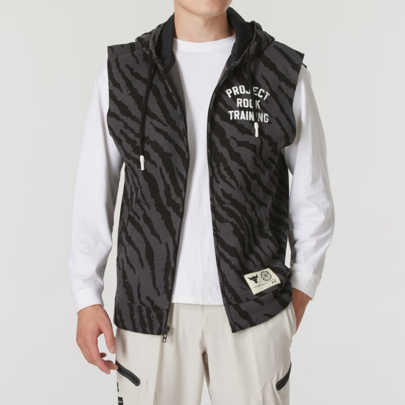 安德玛(Under Armour)男装新款运动连帽夹克潮流时尚舒适休闲无袖训练拉链外套1377444-001 ZP高清大图