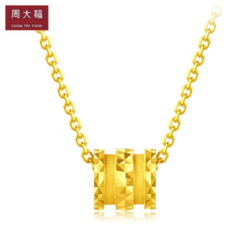 周大福小蛮腰吊圆筒足金黄金项链吊坠计价工费188元eof90