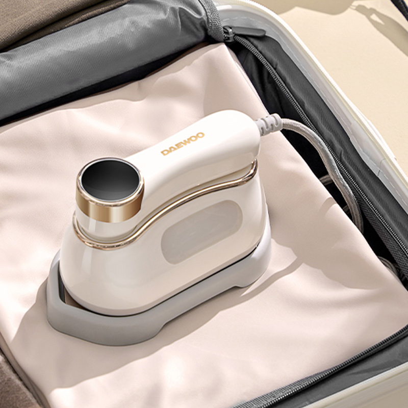 大宇 (DAEWOO) 手持式电熨斗 HI-042 奶糖白高清大图