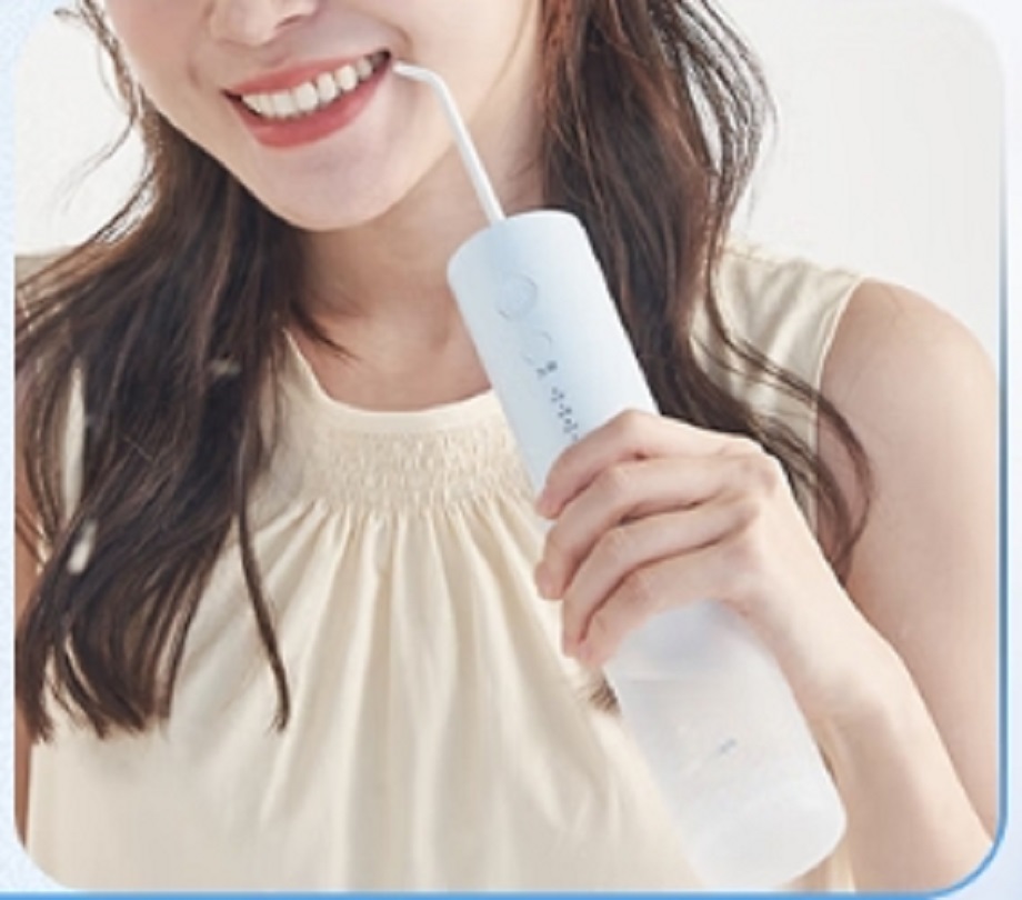 松下(Panasonic)冲牙器洗牙器水牙线小巧便携式抽拉伸缩小圆管洁牙器牙齿清洁520情人节礼物送男女友DJ33白