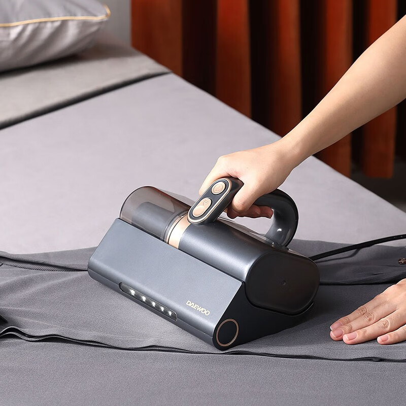 大宇DAEWOO 350W除螨吸尘器高压强吸气流0.4L 普鲁士蓝 DYCM-026