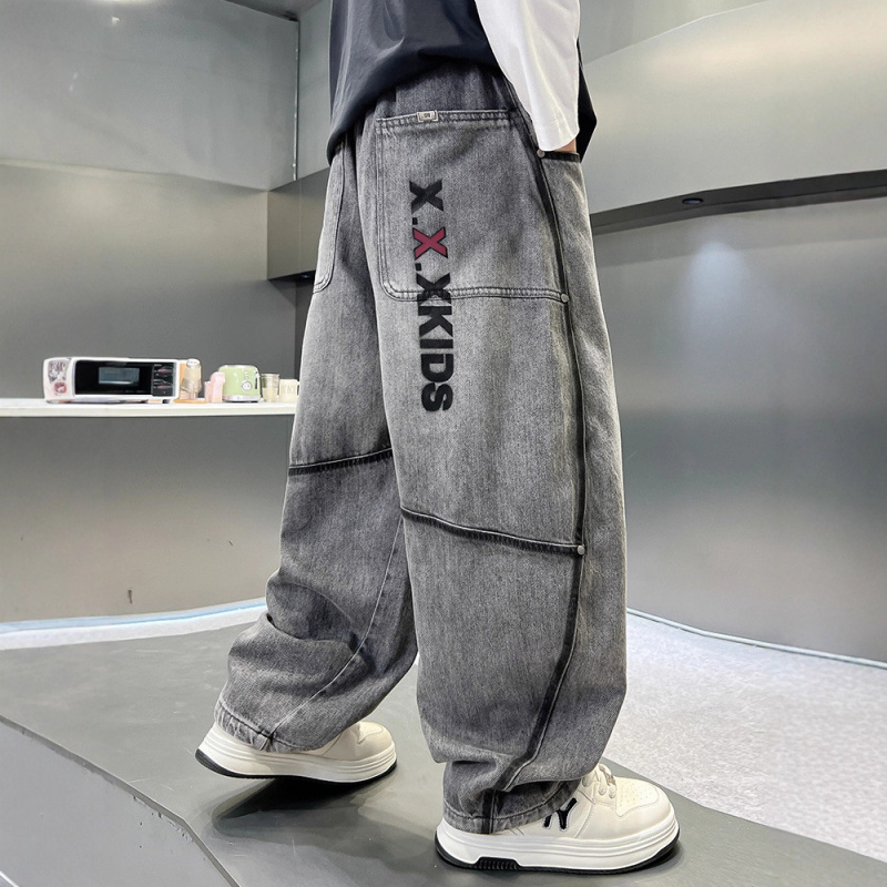 男童牛仔裤春秋款2026新款中大童春装长裤洋气儿童直筒裤子宽松潮