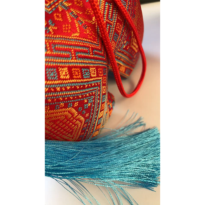 锦瑞星 马年吉祥物公仔 挂锁30cm个高清大图