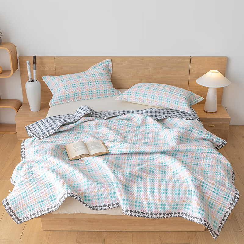 無印良品“棋牌格”空调被-1.5M高清大图