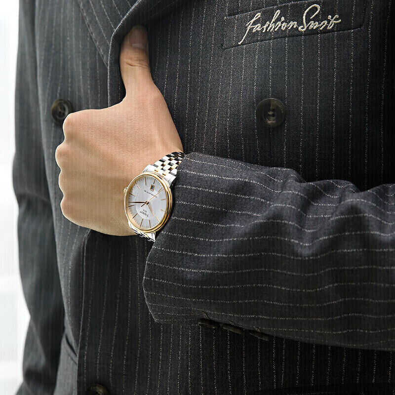 天梭(TISSOT)卡森臻我系列钢带机械男表T122.407.22.031.01高清大图