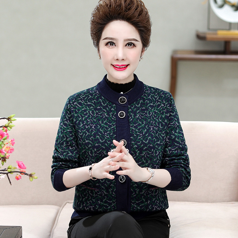 奶奶加厚毛衣妈妈冬装中老年人外套老人胖太太开衫加肥加大码妈妈装冬装外套新款婚礼老人衣服奶奶装毛衣开衫老年人春秋装女上衣 870上青 L