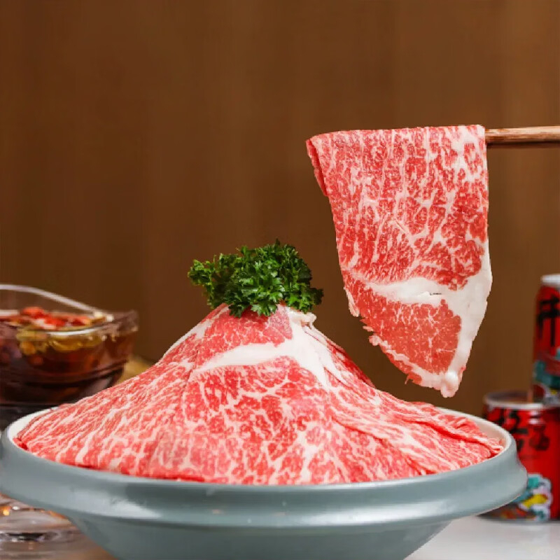 恒都和牛礼盒肉质细腻纹理清晰颜色红润丰富口感丰富臻尚款2670g高清大图