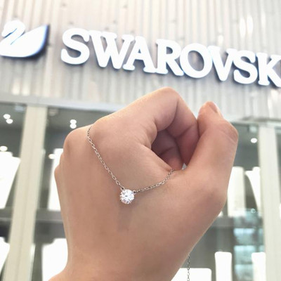 官方正品 Swarovski/施华洛世奇 Attract 圆形晶彩 时尚闪亮 女士项链 5408442 代购美国