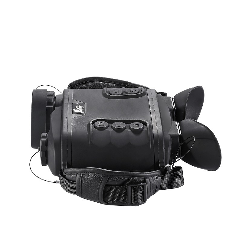 自由虎夜视仪wh50高清高倍拍照录像全黑红外户外探险营救