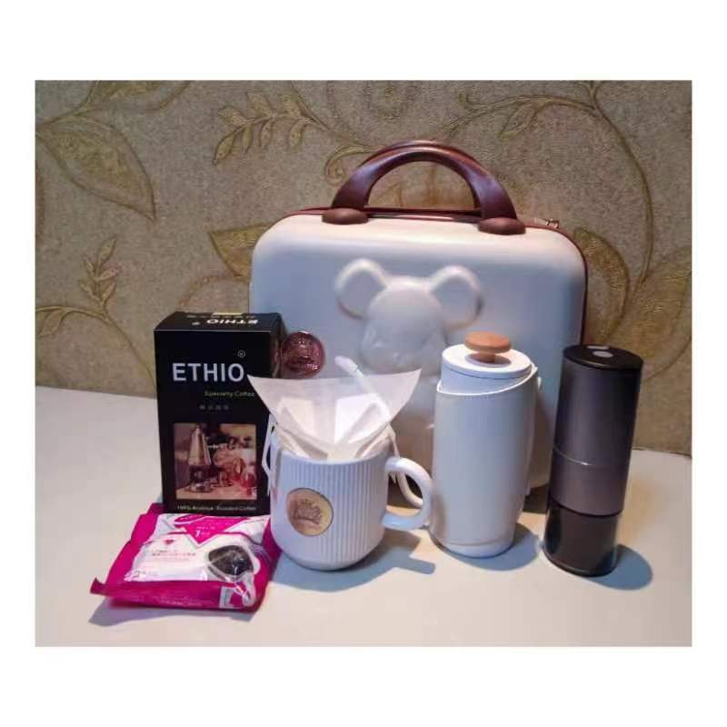 伊索精品咖啡礼盒——电动磨豆机+细口手冲壶+滤纸+咖啡杯+精品咖啡豆 购买即可加送一盒价值128元精品咖啡豆