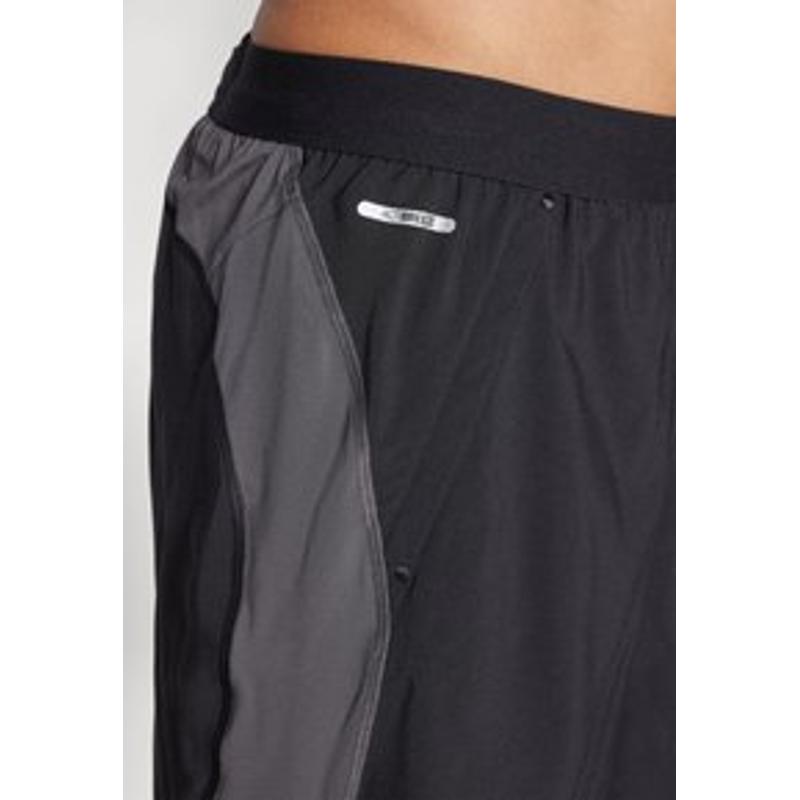 Asics男士跑步短裤透气弹性设计反光元素口袋高清大图